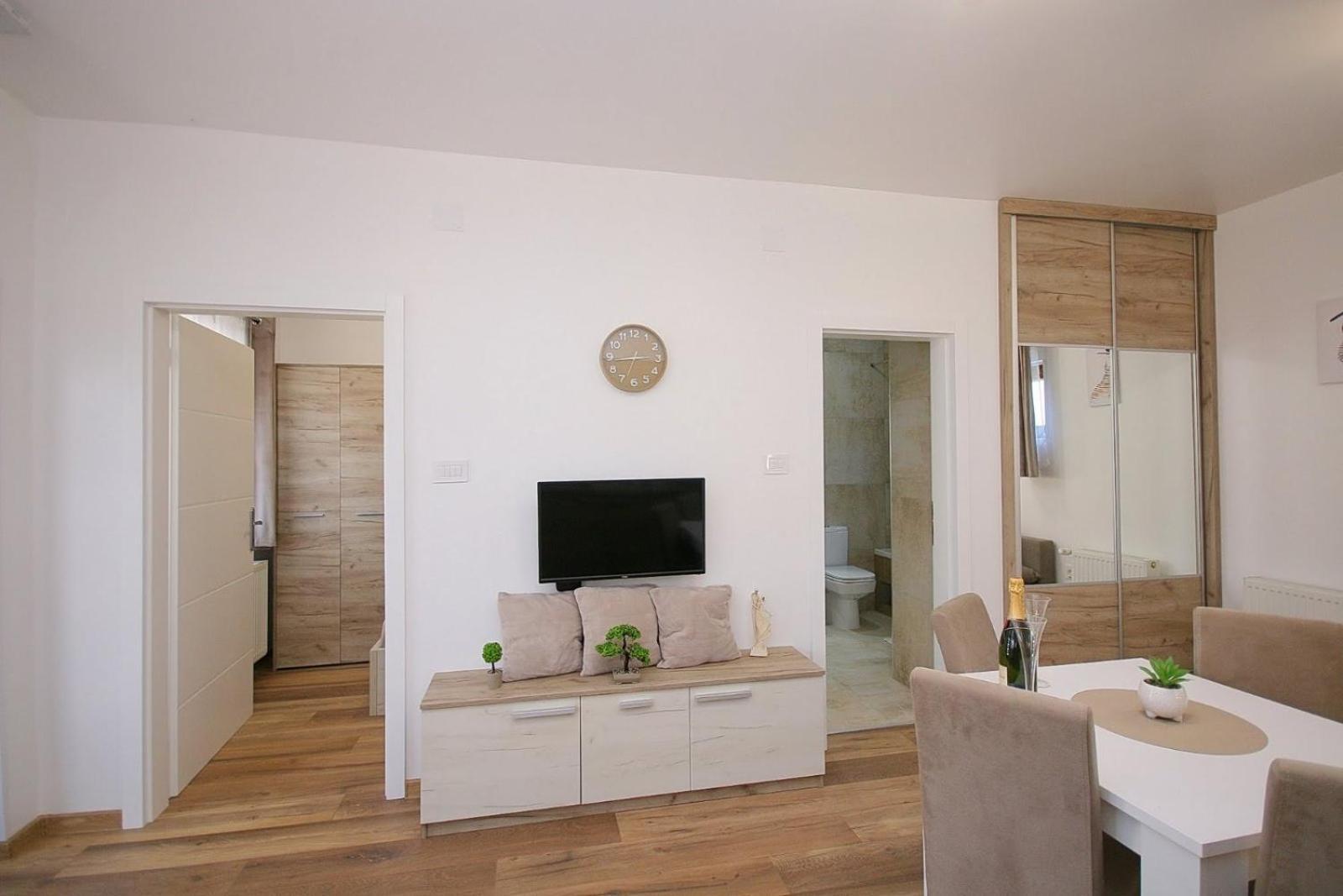 Anro Apartment Palic Ngoại thất bức ảnh